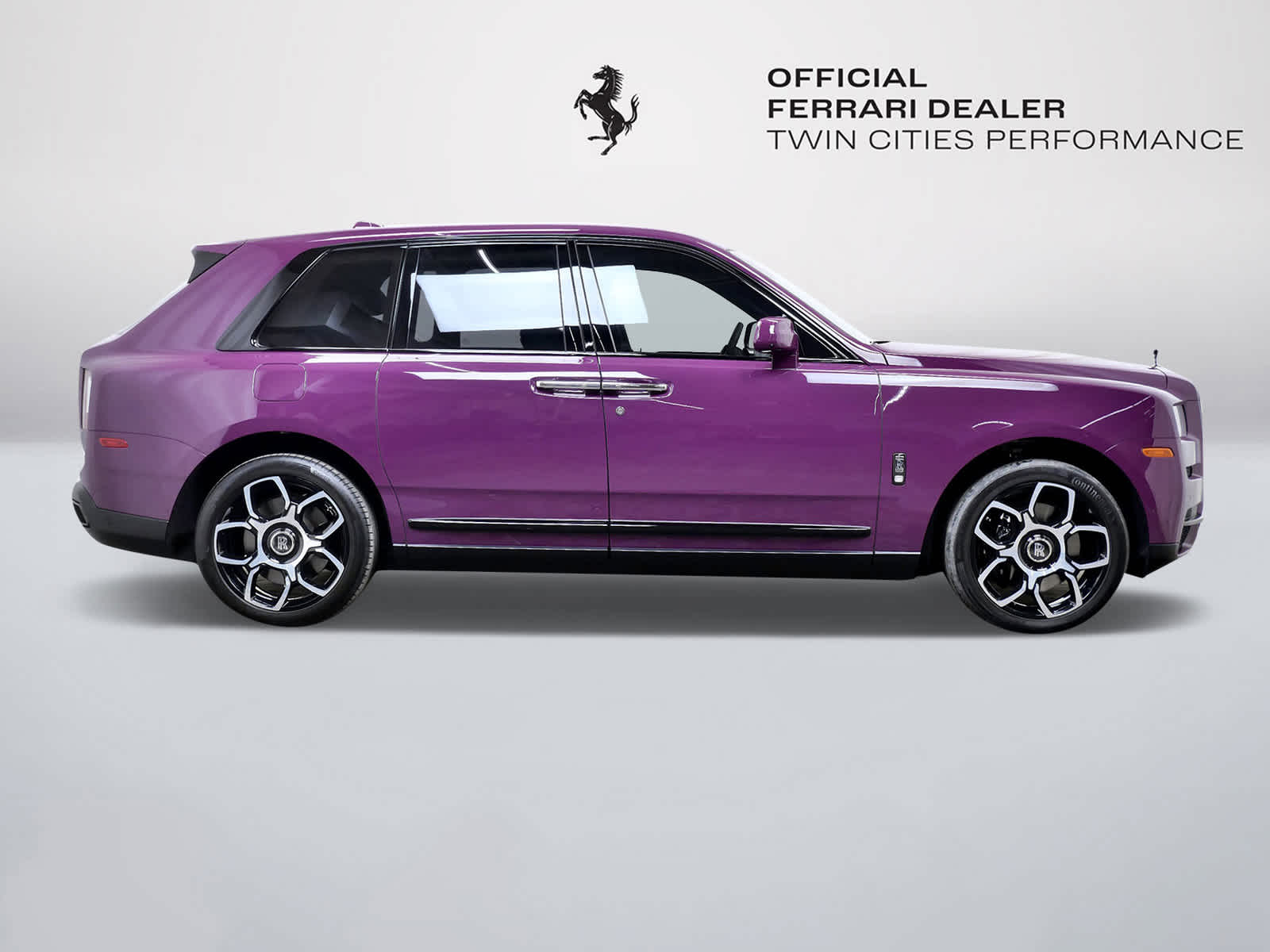 Thumbnail: 2022 Rolls-Royce Cullinan - 7