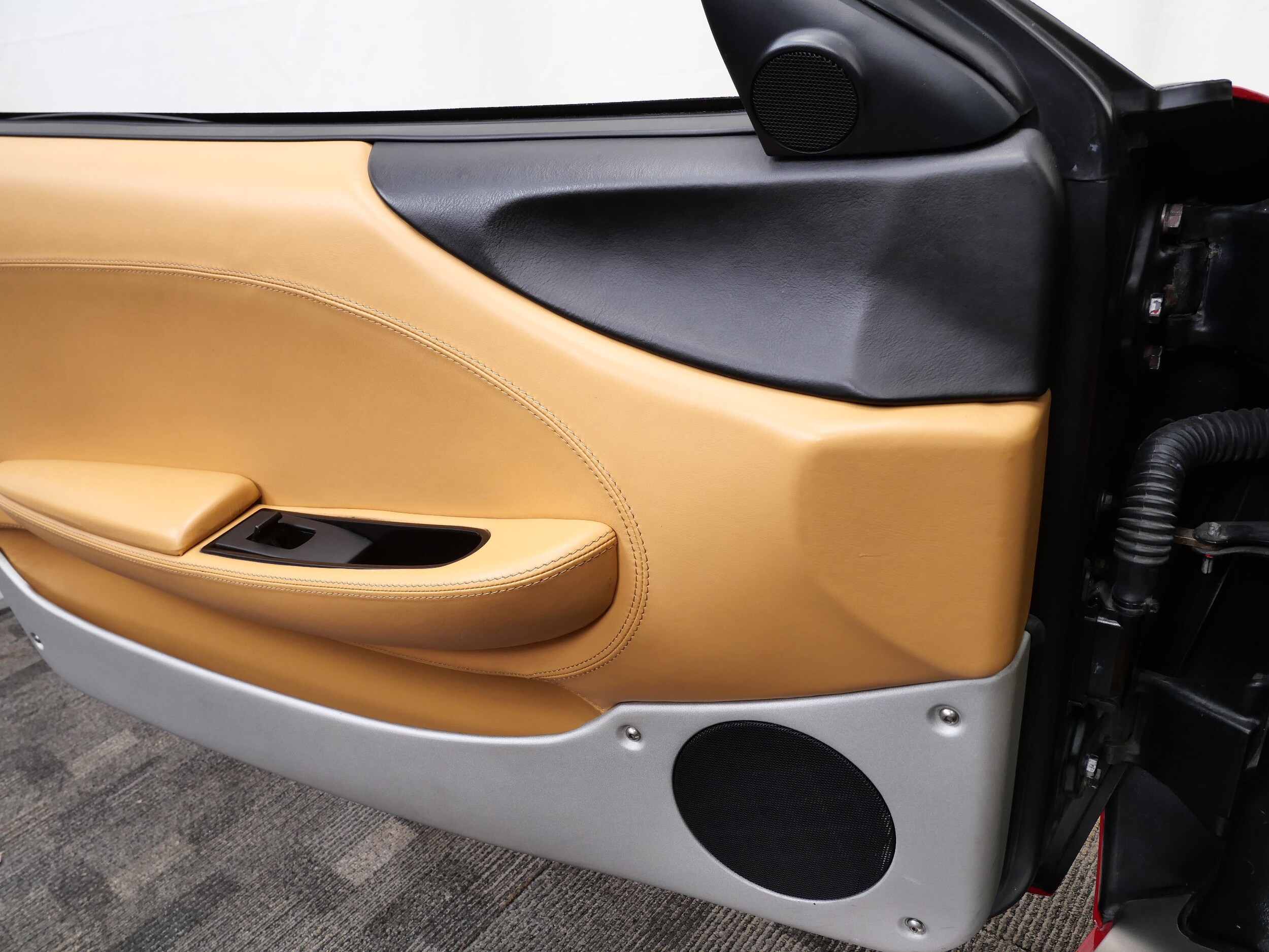 Thumbnail: 2000 Ferrari 360 - 28