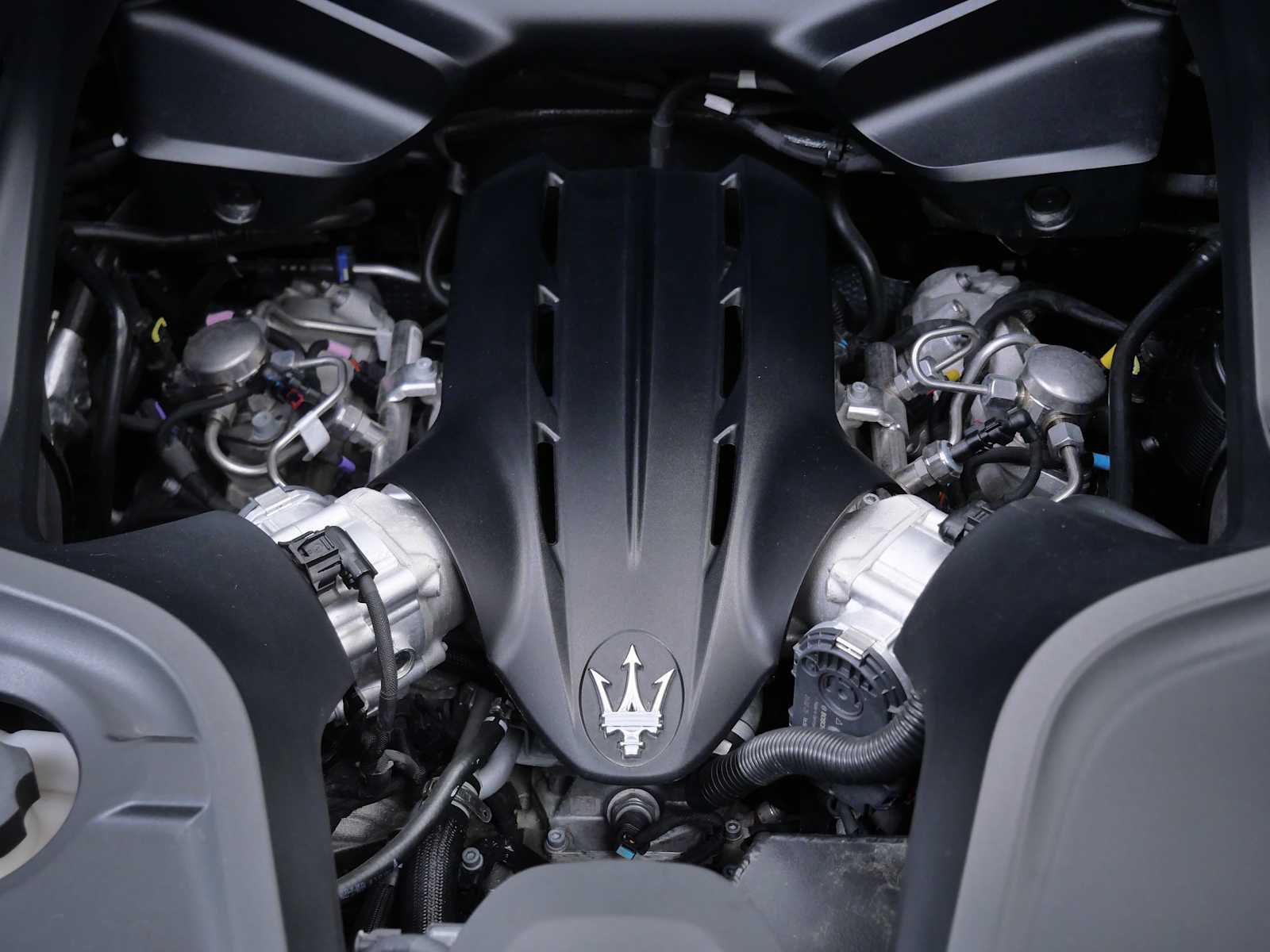 Thumbnail: 2022 Maserati MC20 - 31