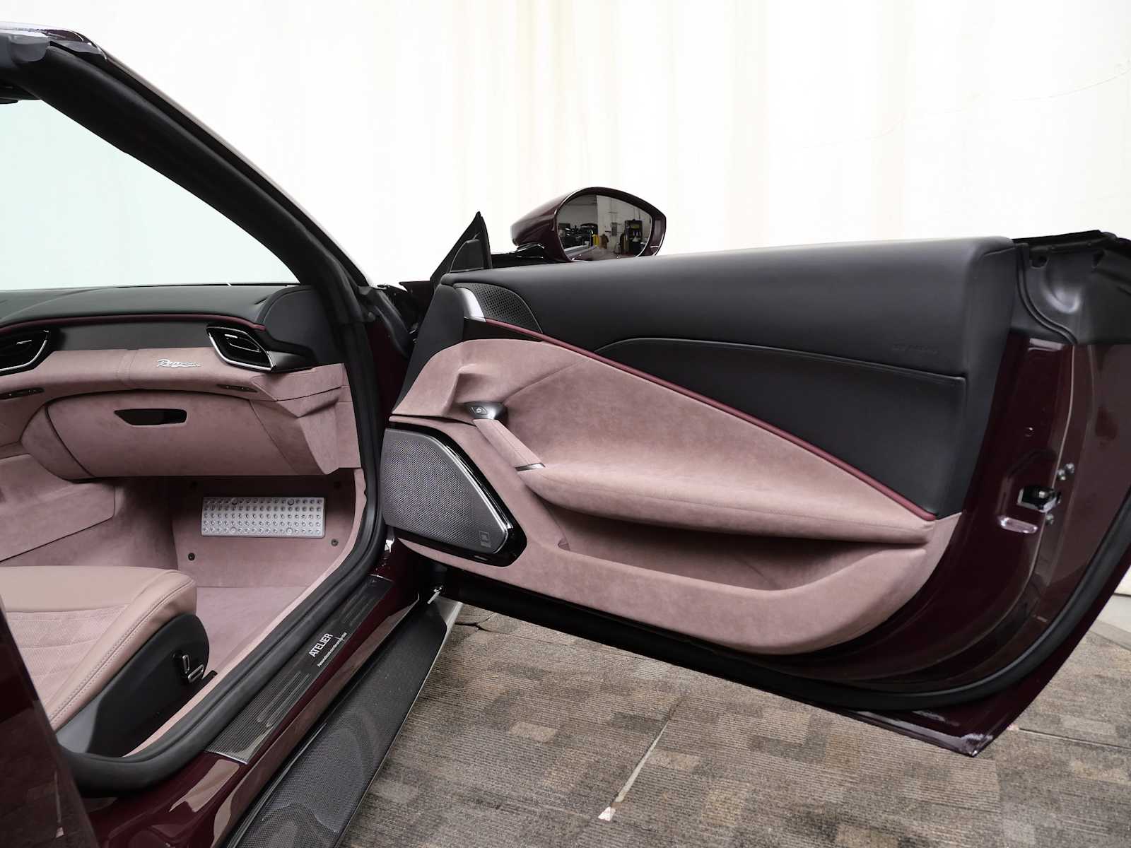 Thumbnail: 2025 Ferrari Roma - 16