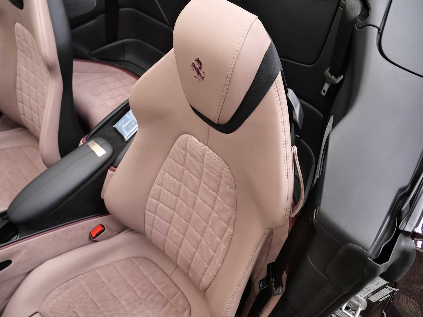 Thumbnail: 2025 Ferrari Roma - 23