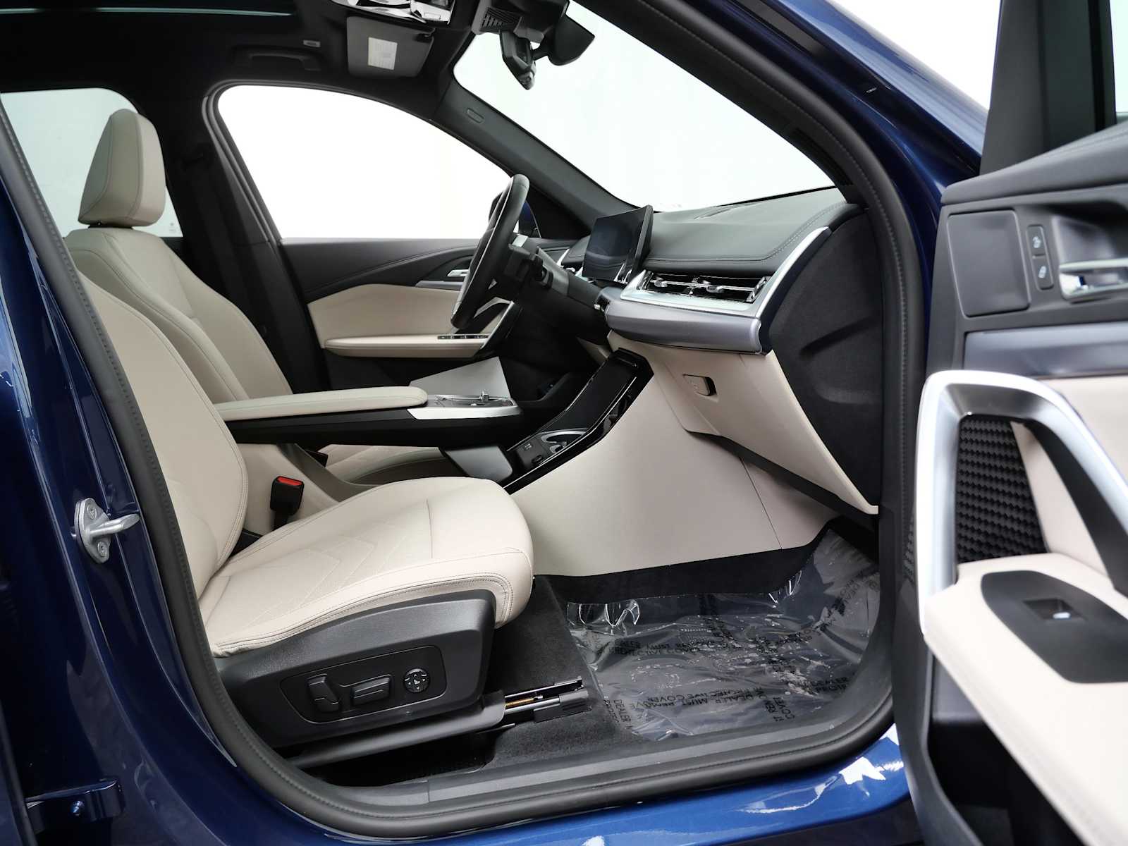 Thumbnail: 2025 BMW X1 - 12