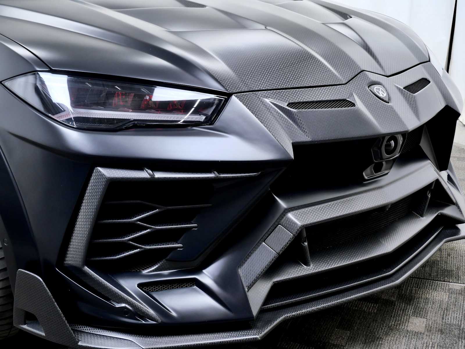 Thumbnail: 2020 Lamborghini Urus - 11