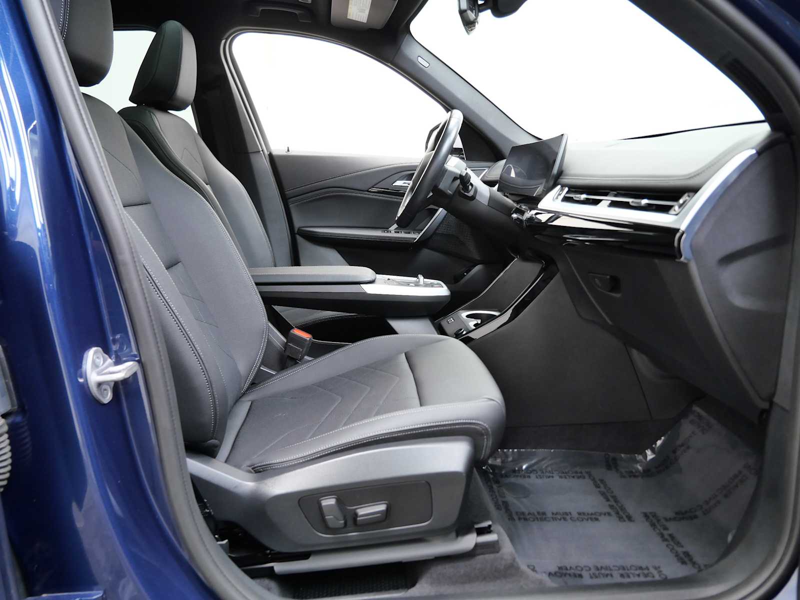 Thumbnail: 2023 BMW X1 - 10