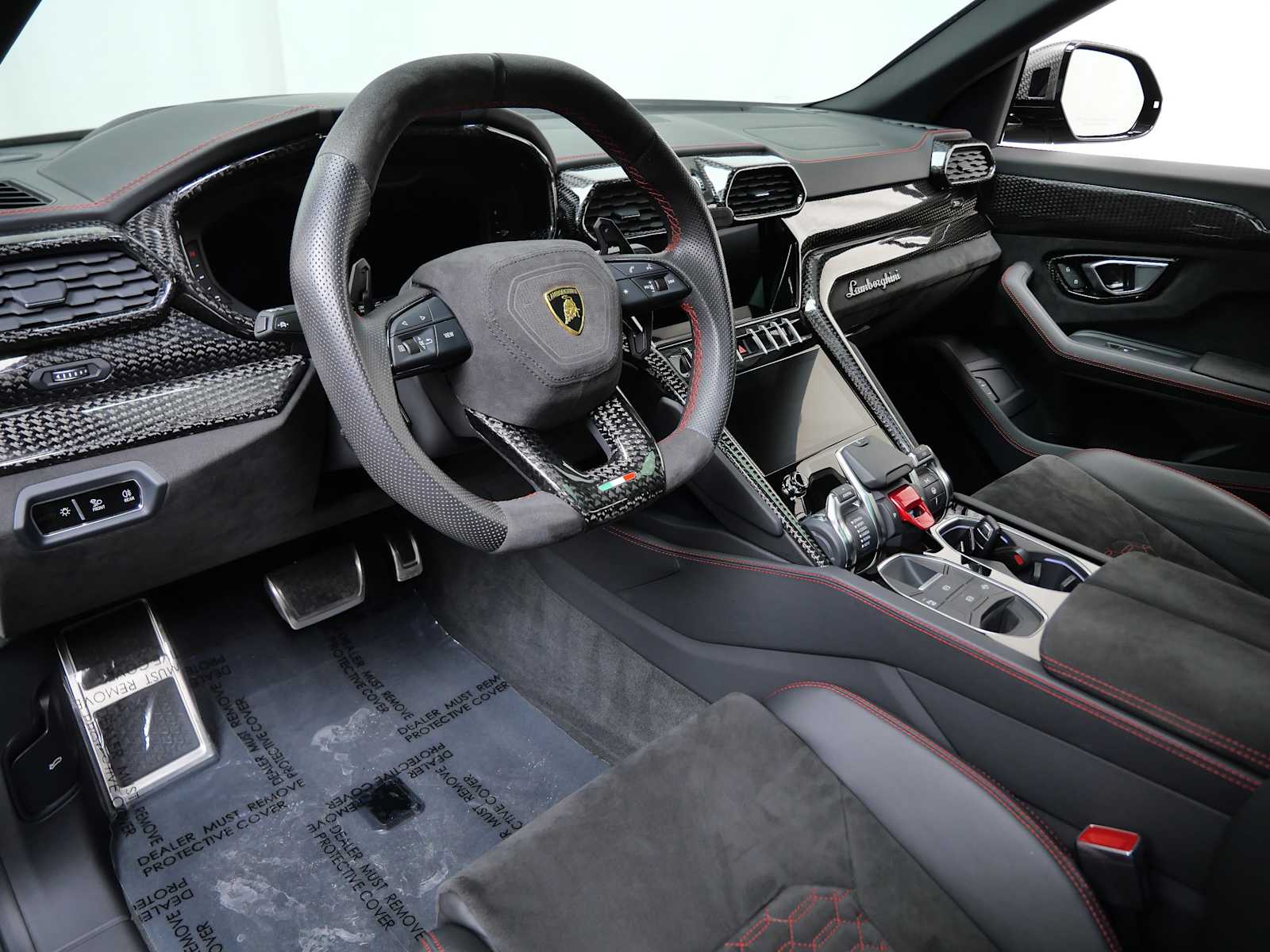 Thumbnail: 2020 Lamborghini Urus - 28