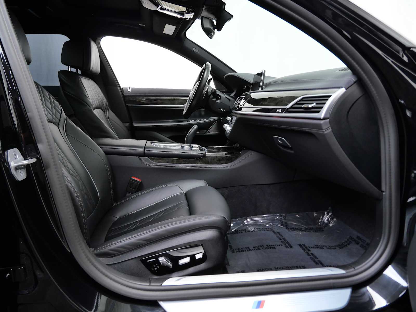 Thumbnail: 2022 BMW 7 Series - 12