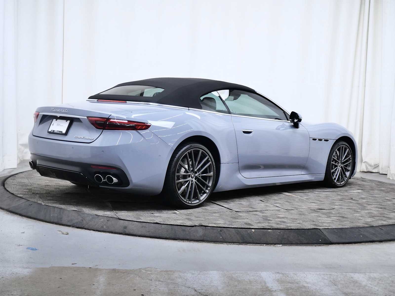 Thumbnail: 2025 Maserati GranCabrio - 6