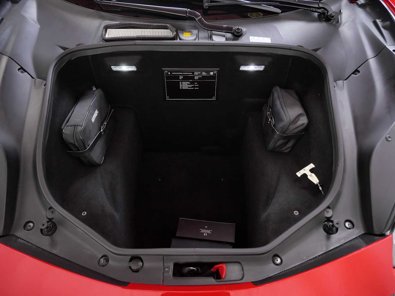 Thumbnail: 2019 Ferrari 488 - 34