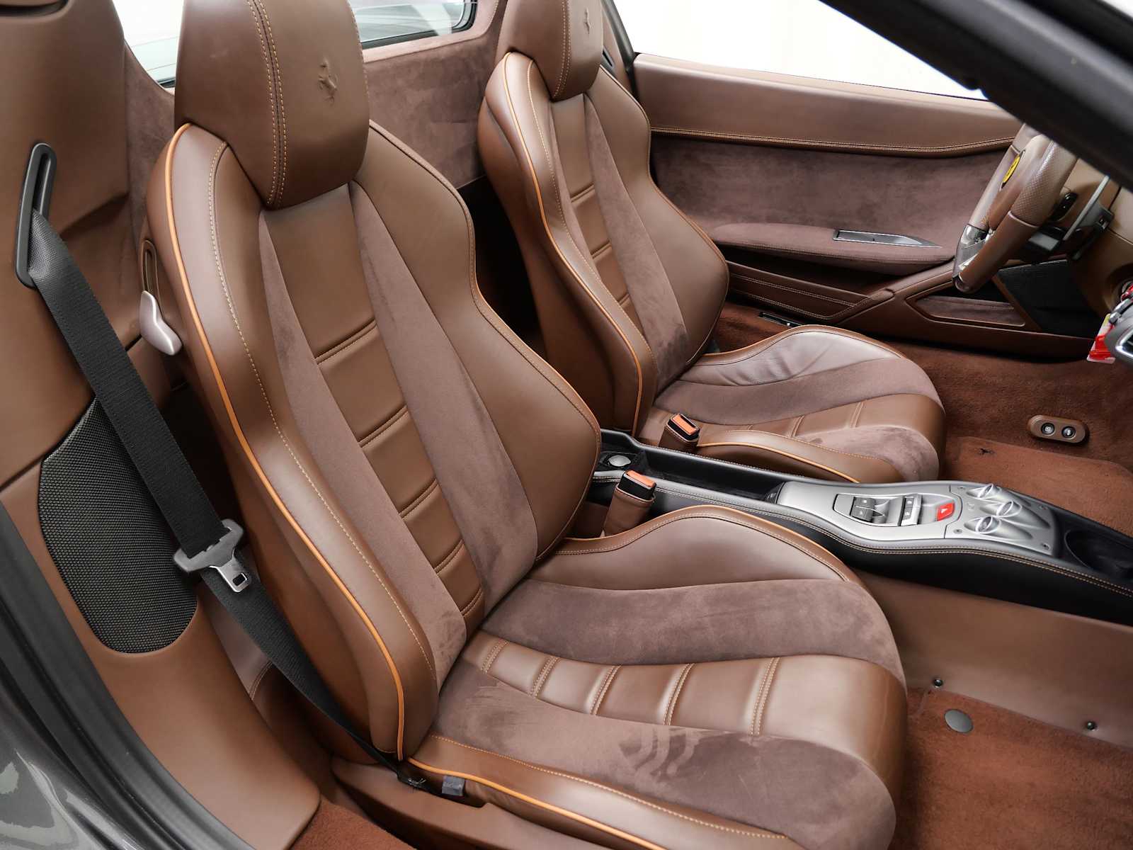 Thumbnail: 2014 Ferrari 458 - 18