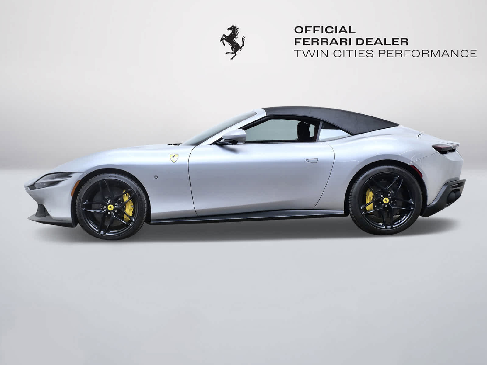 Thumbnail: 2025 Ferrari Roma - 2
