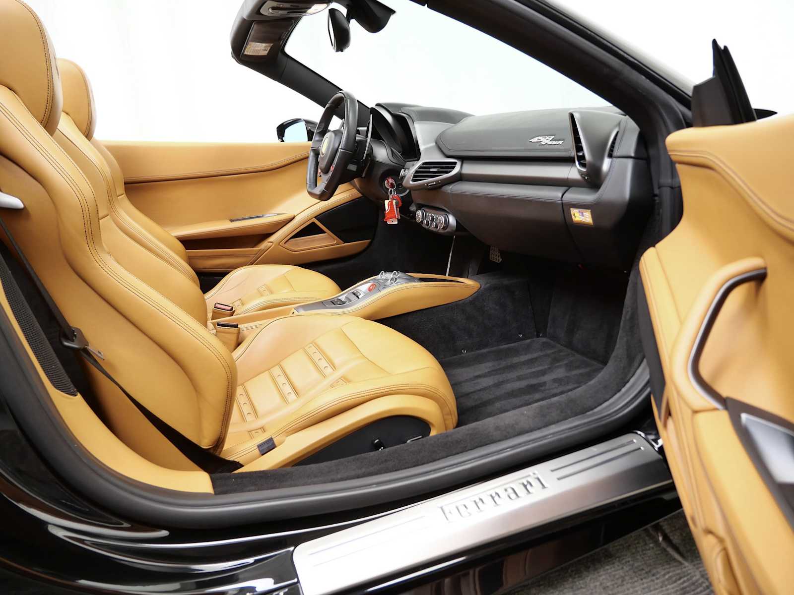 Thumbnail: 2015 Ferrari 458 - 16