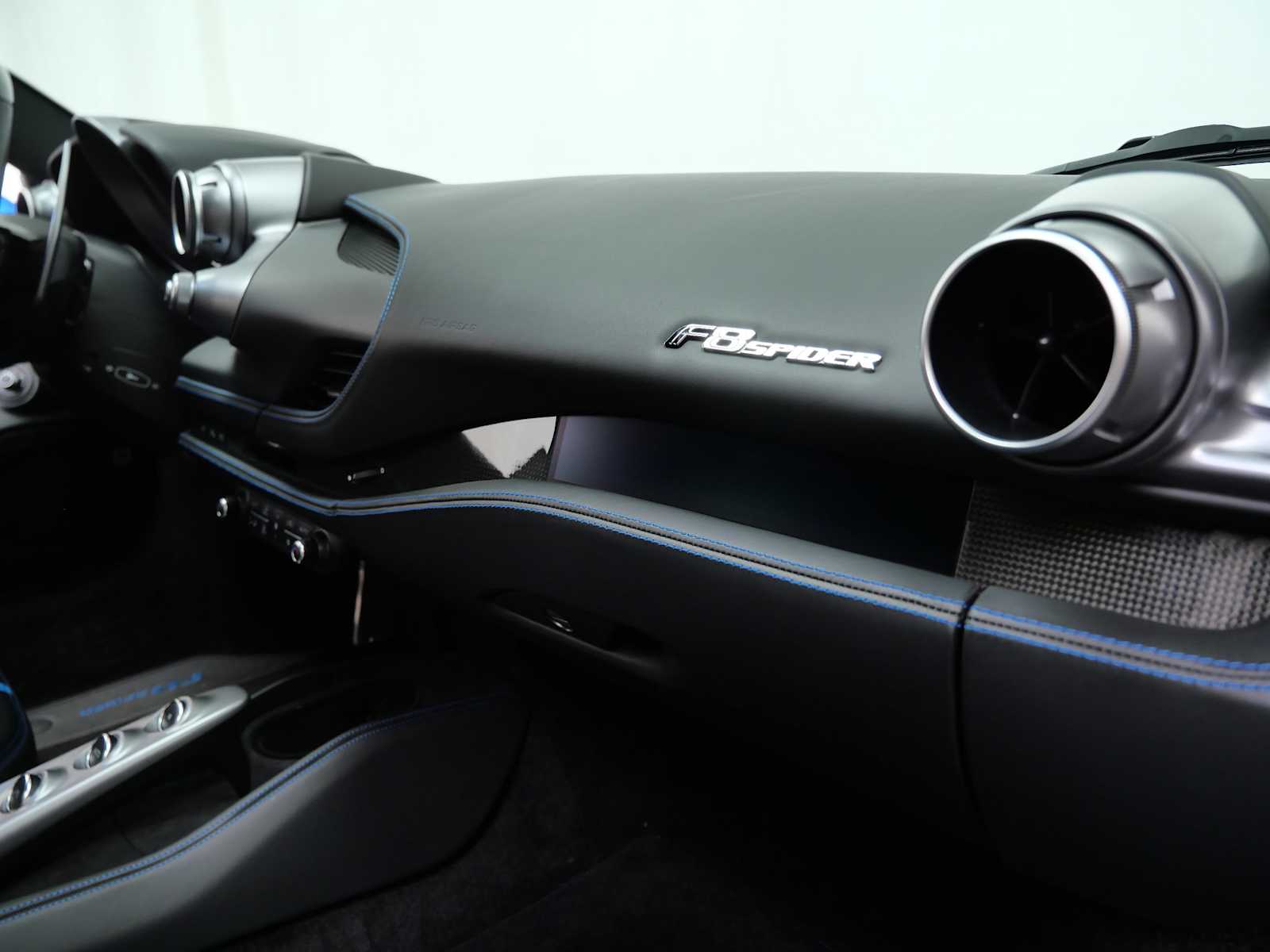 Thumbnail: 2023 Ferrari F8 - 18