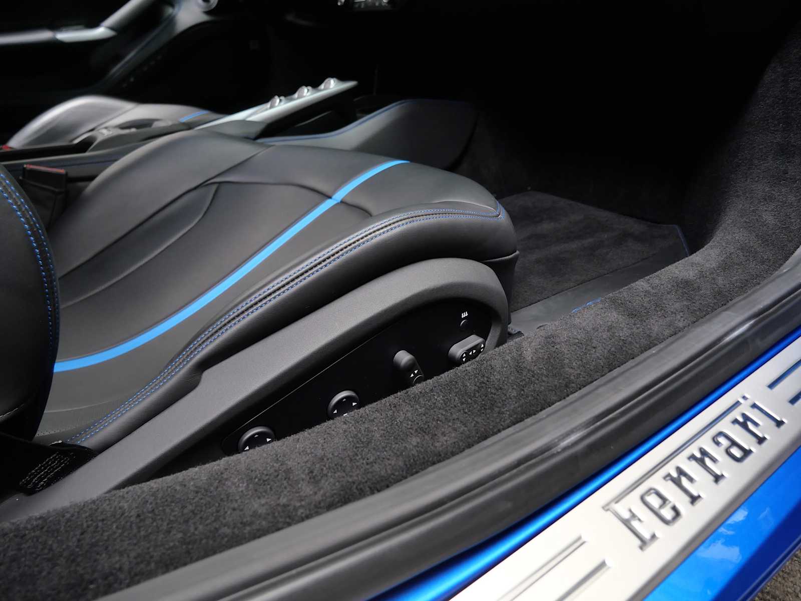 Thumbnail: 2023 Ferrari F8 - 17