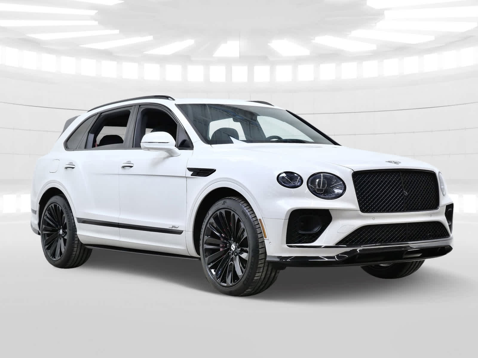 Thumbnail: 2021 Bentley Bentayga - 8