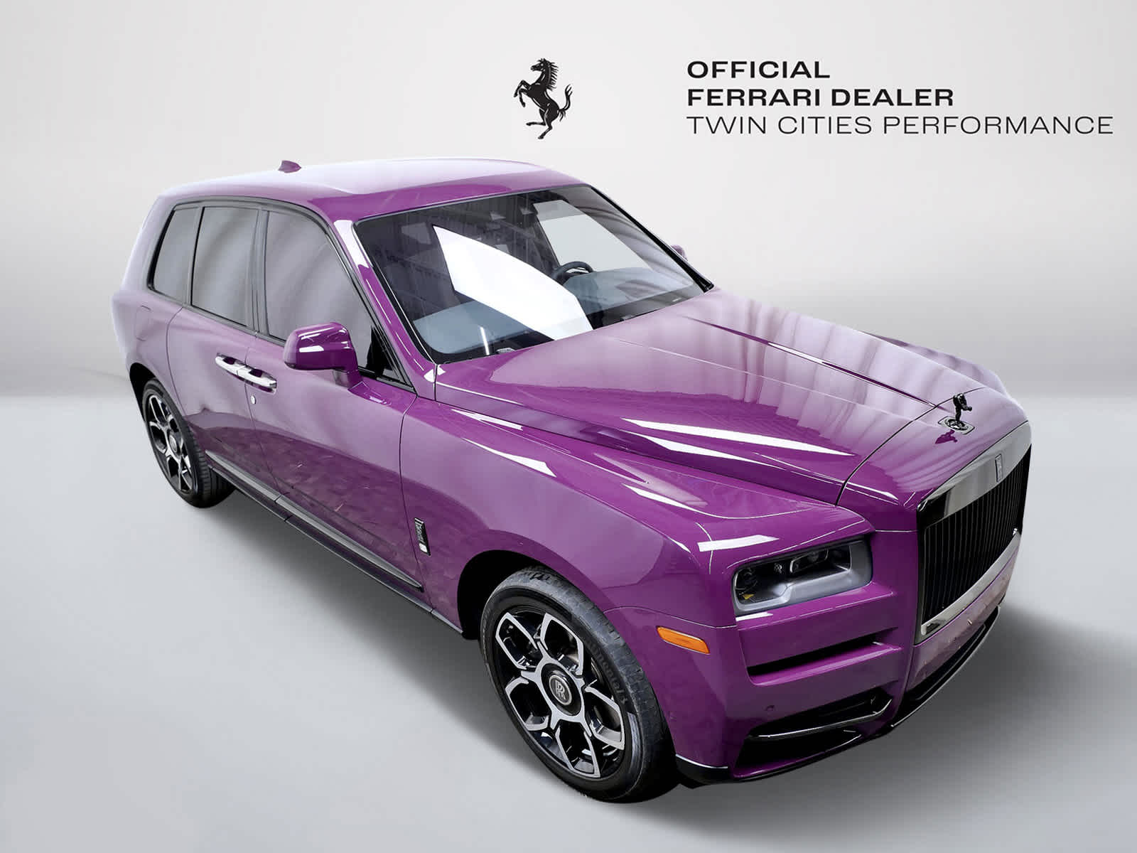 Thumbnail: 2022 Rolls-Royce Cullinan - 10