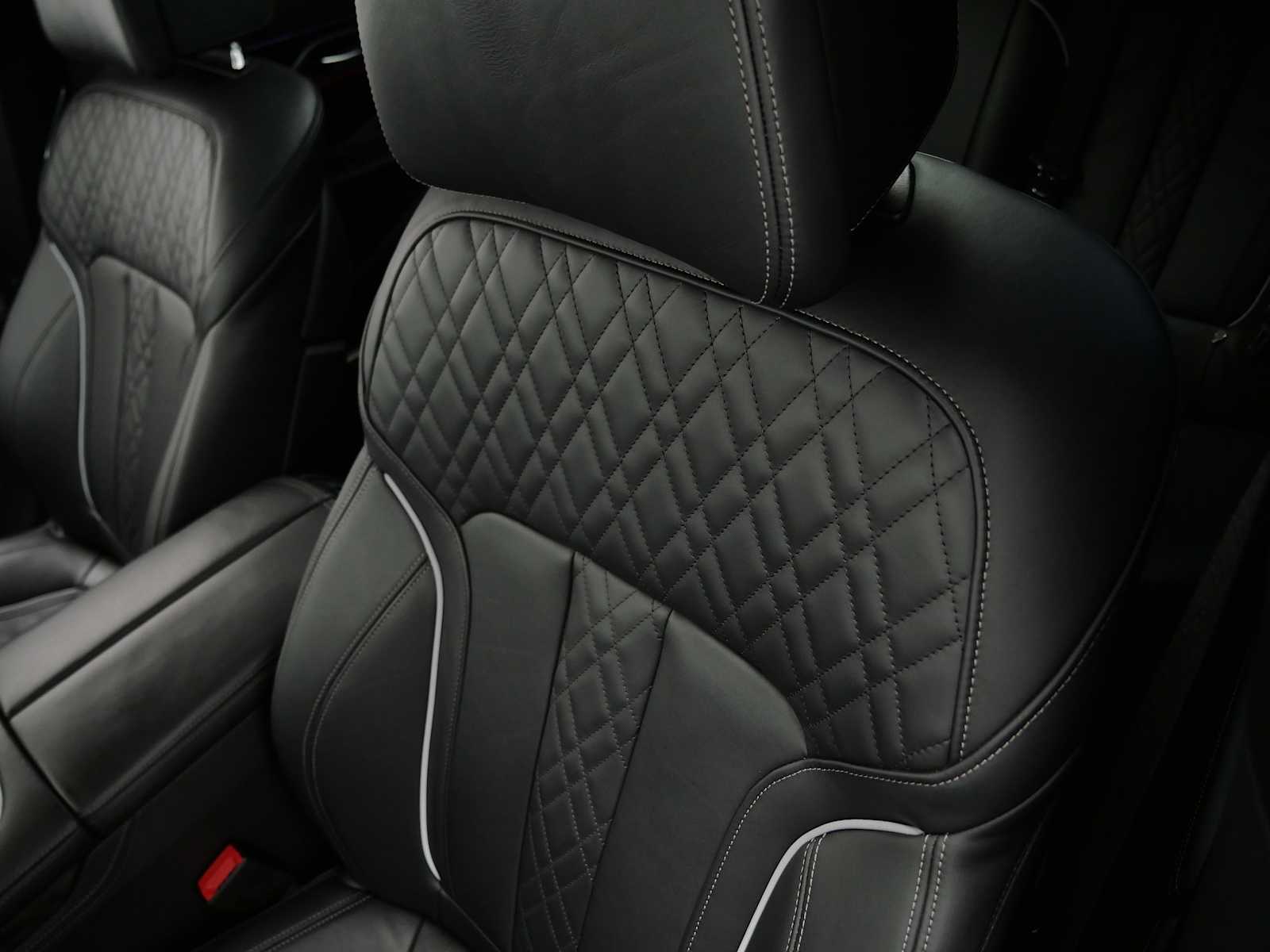 Thumbnail: 2022 BMW 7 Series - 21