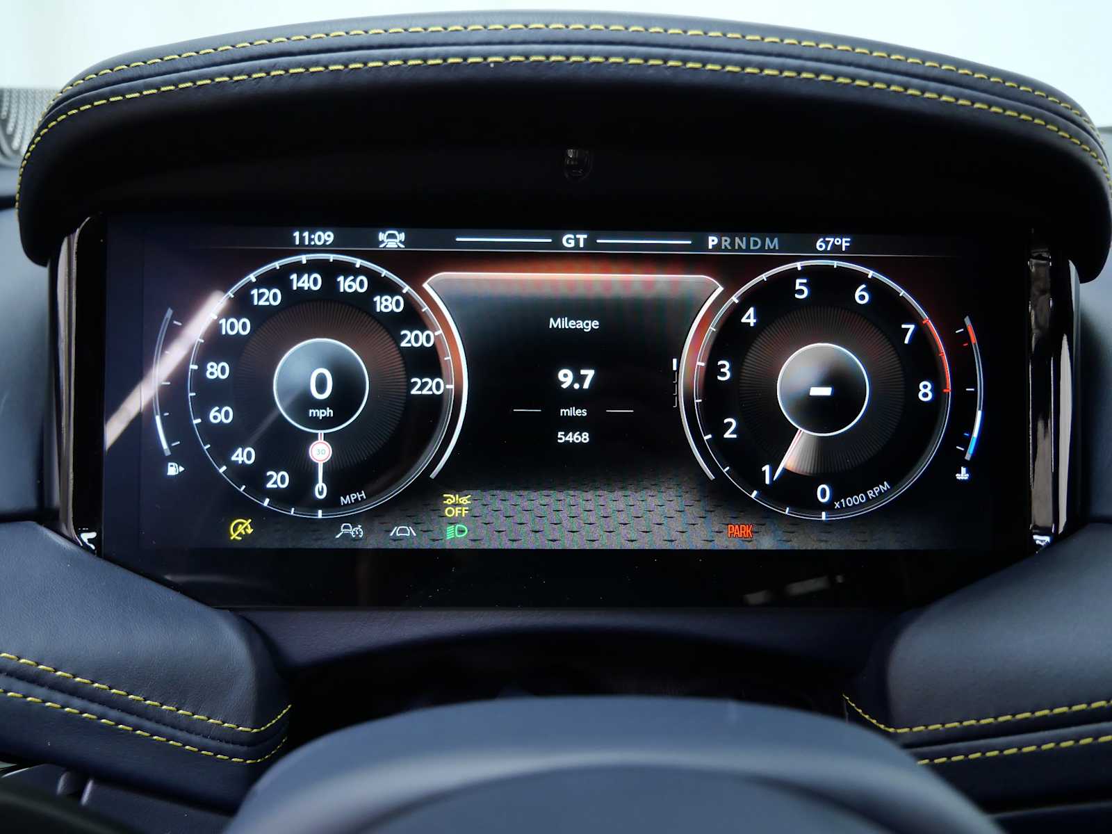 Thumbnail: 2024 Aston Martin DB12 - 26