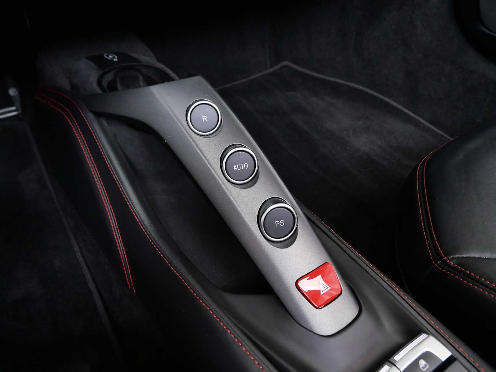 Thumbnail: 2019 Ferrari 488 - 24
