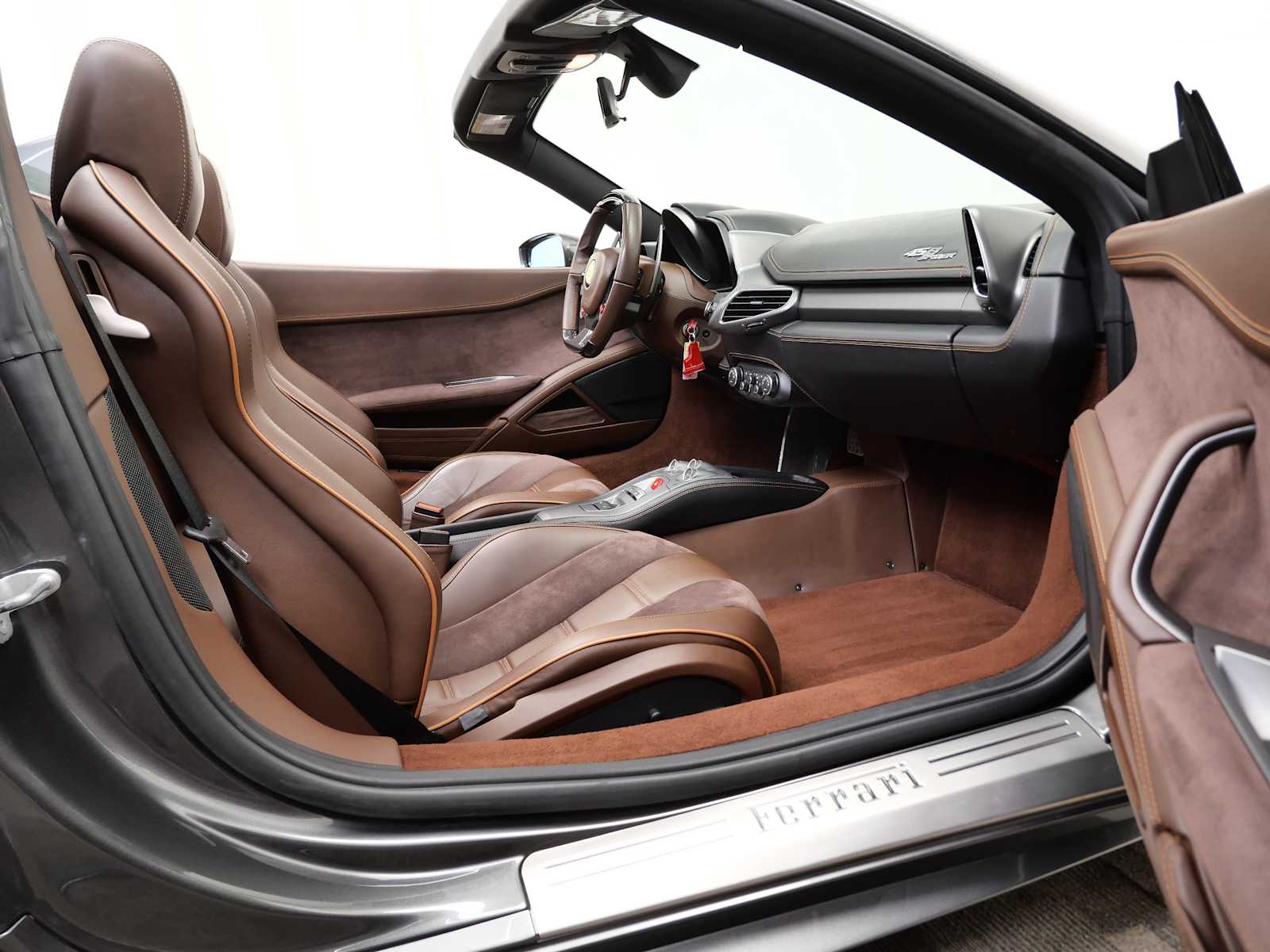 Thumbnail: 2014 Ferrari 458 - 17