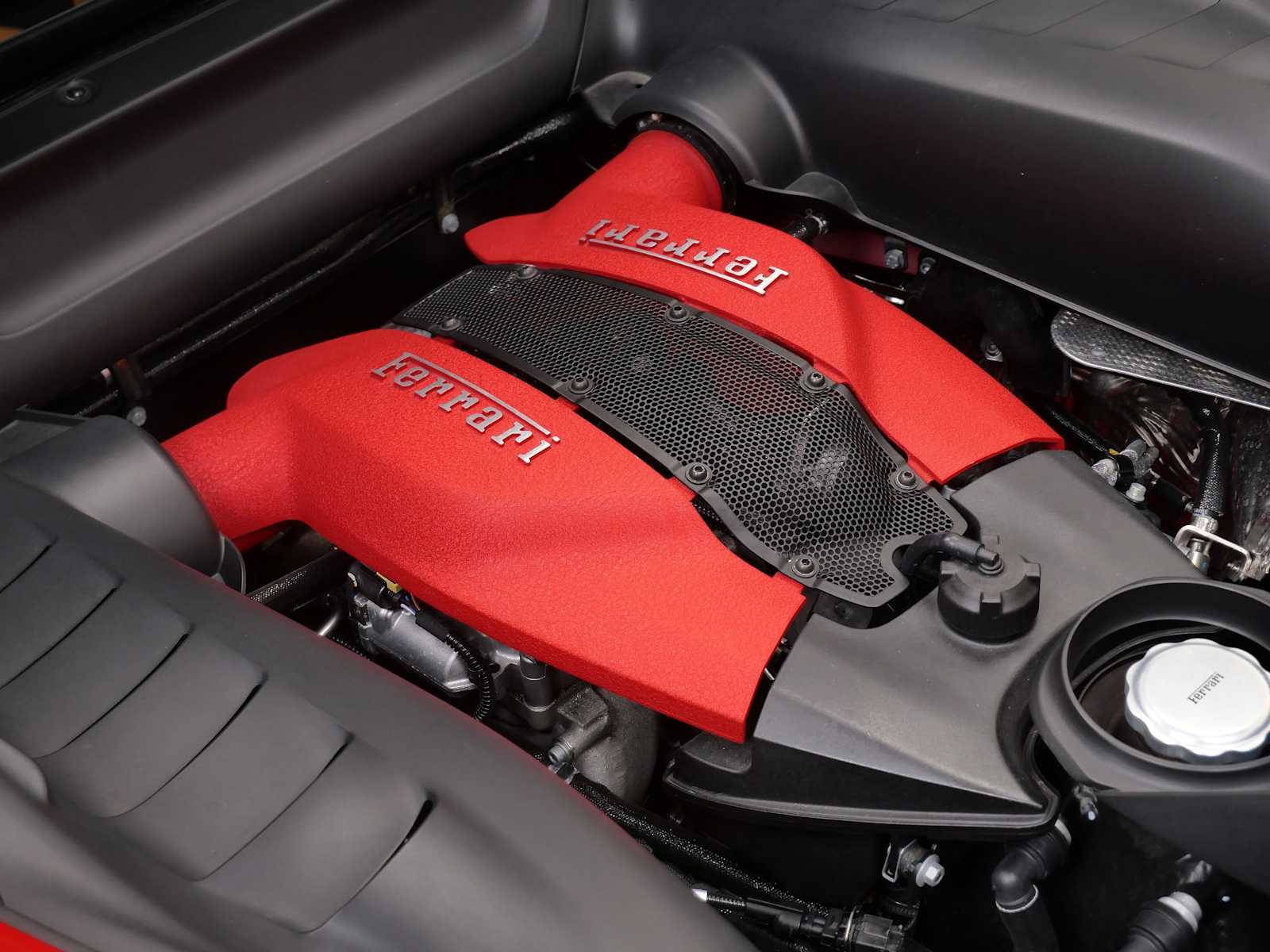 Thumbnail: 2020 Ferrari F8 - 35