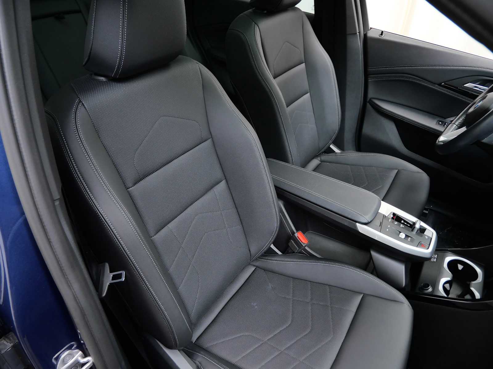 Thumbnail: 2023 BMW X1 - 11