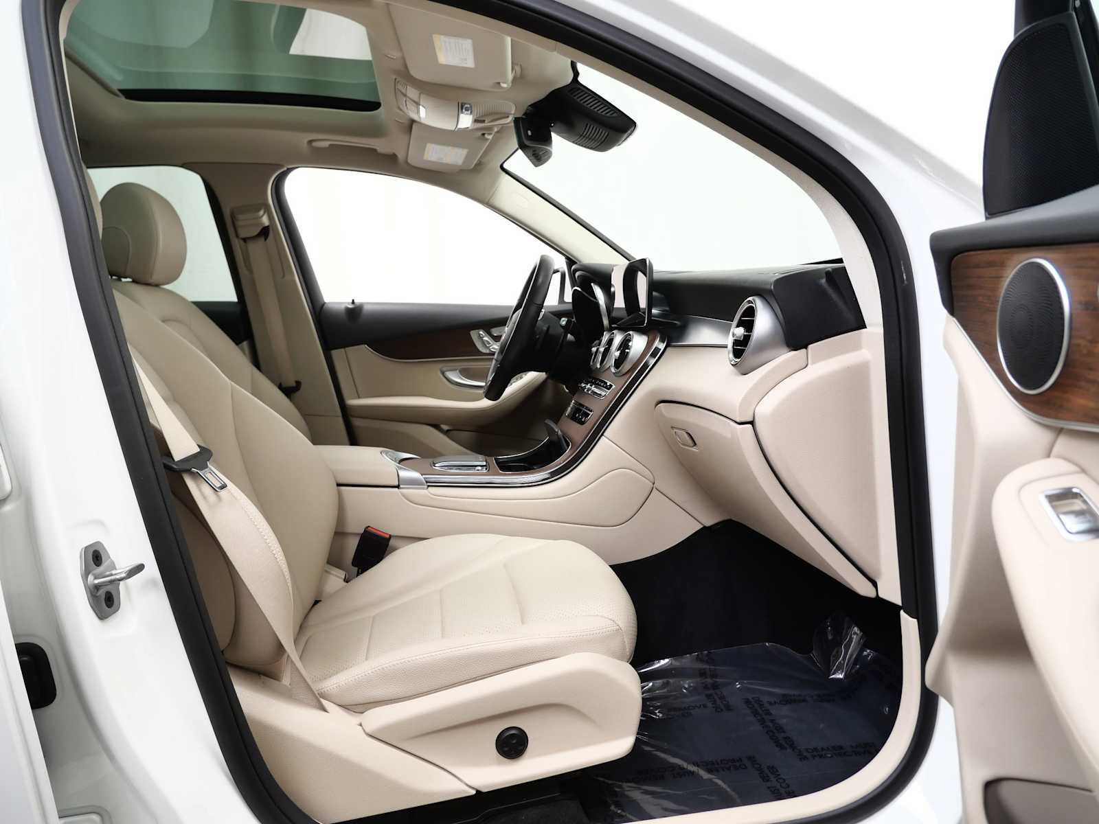 Thumbnail: 2022 Mercedes-Benz GLC - 12