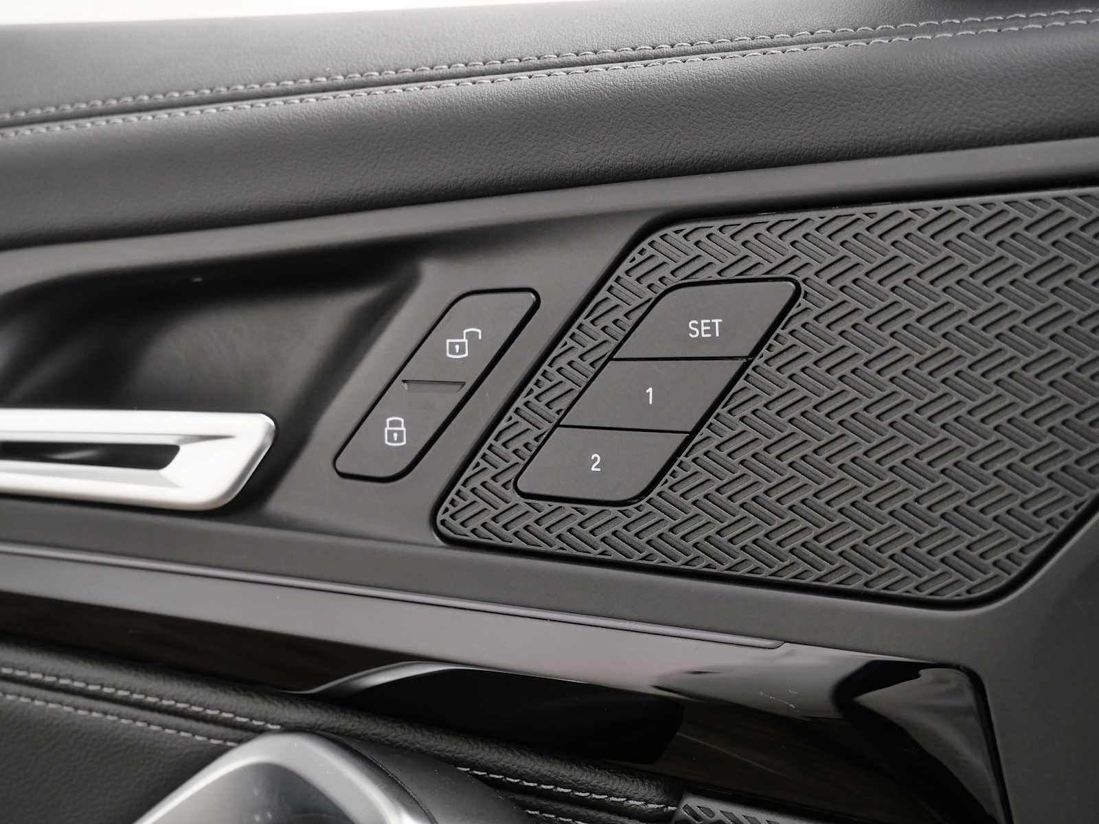 Thumbnail: 2023 BMW X1 - 32