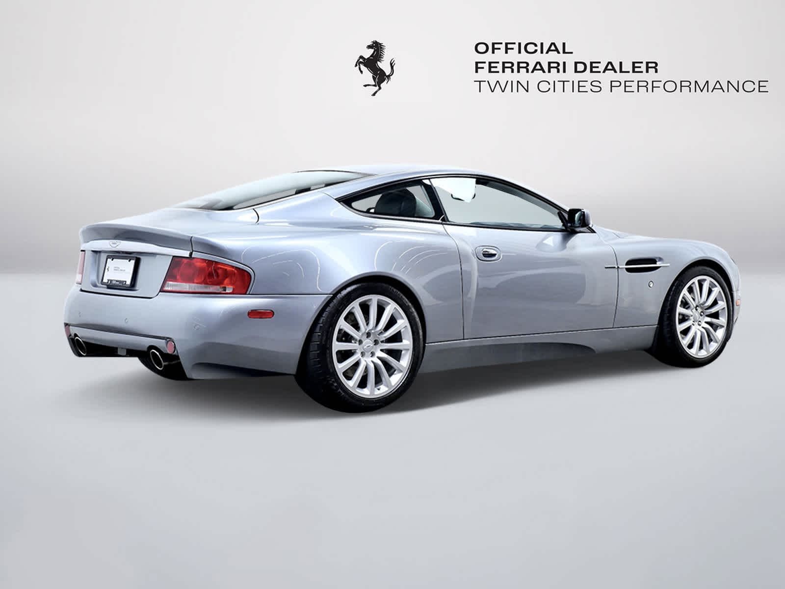 Thumbnail: 2003 Aston Martin Vanquish - 6