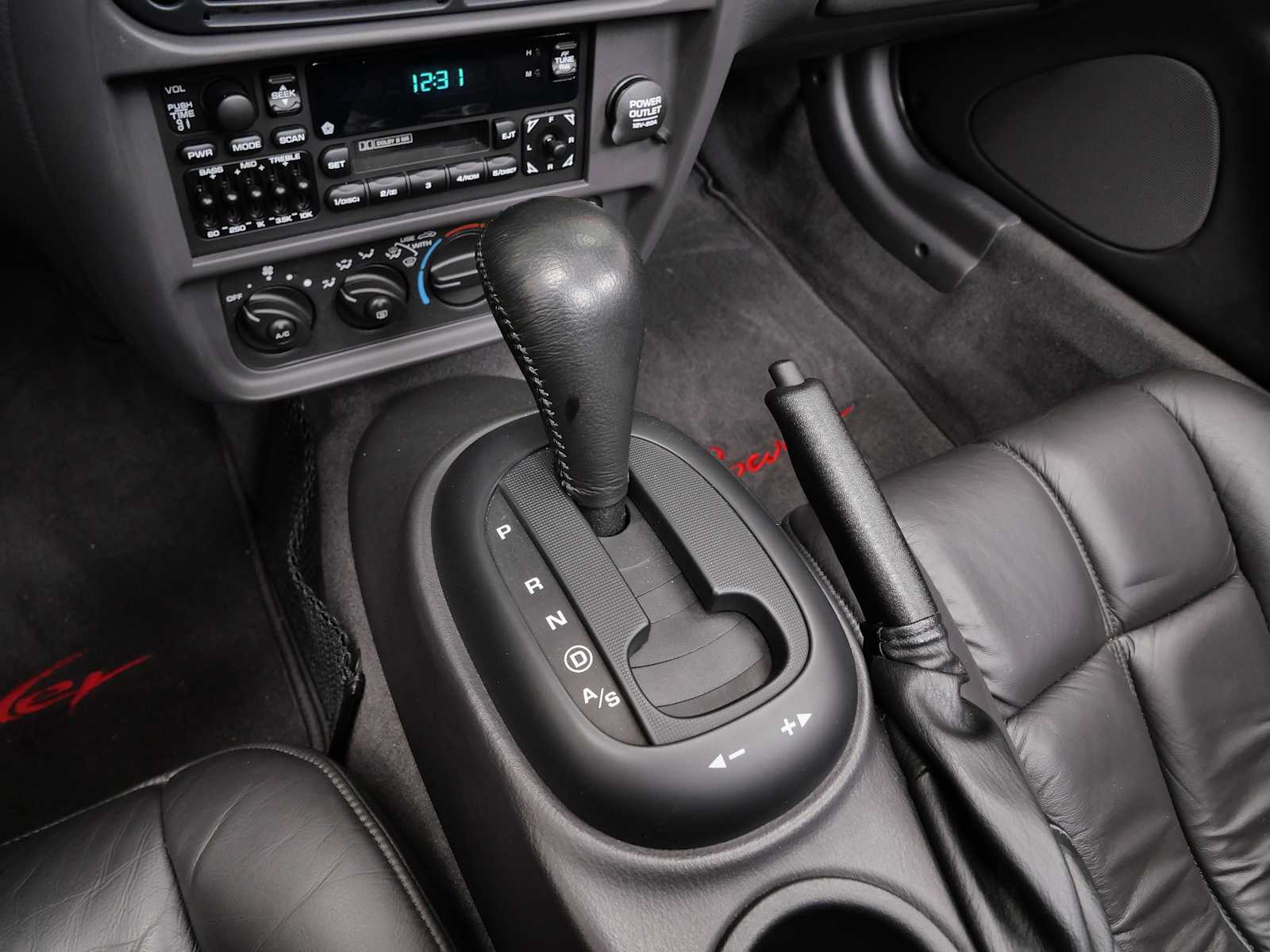 Thumbnail: 1999 Chrysler  - 19