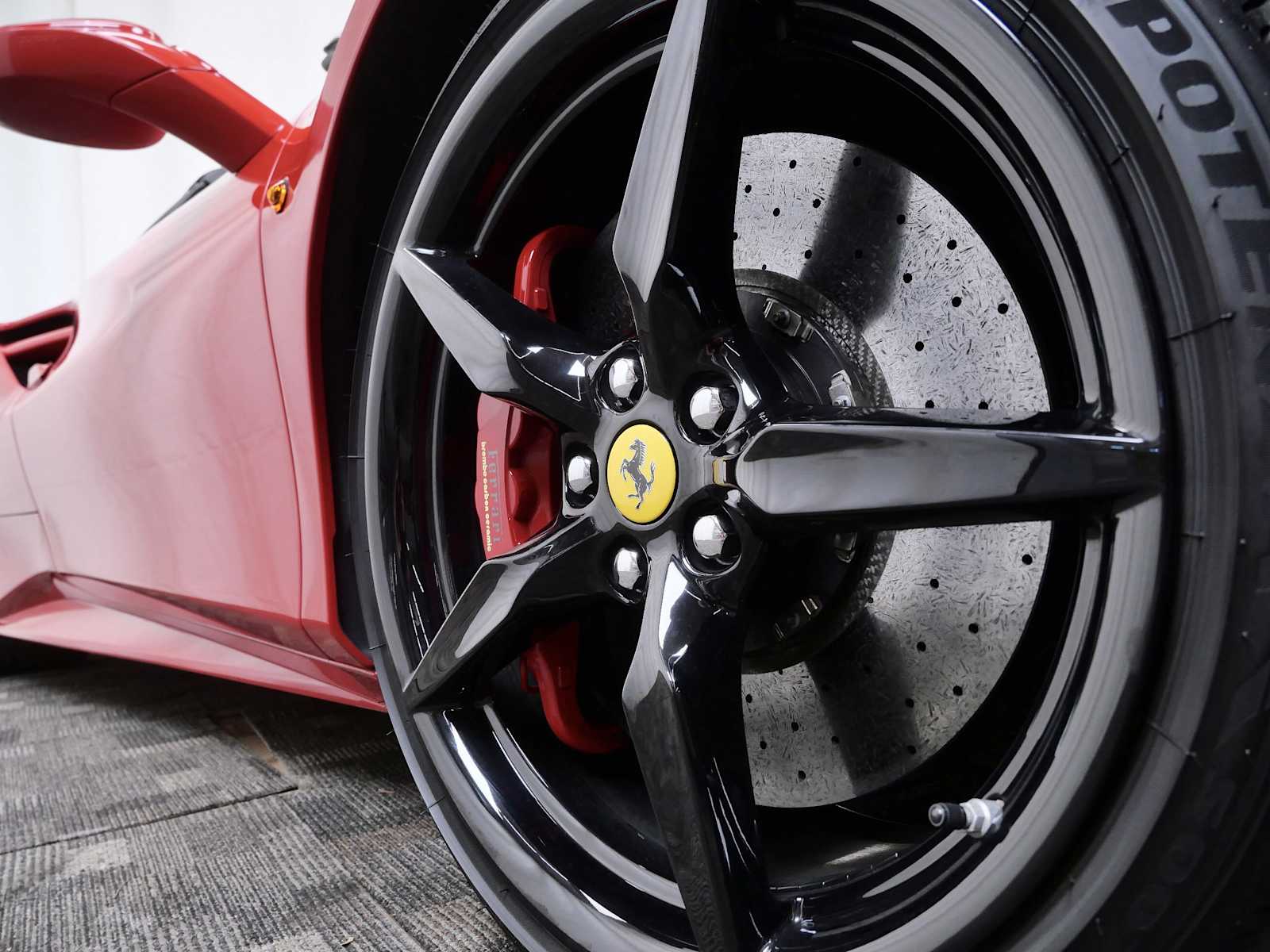 Thumbnail: 2019 Ferrari 488 - 13