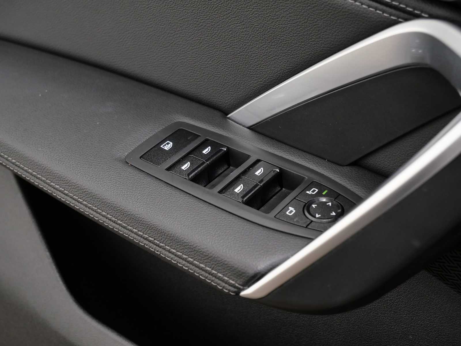 Thumbnail: 2023 BMW X1 - 33