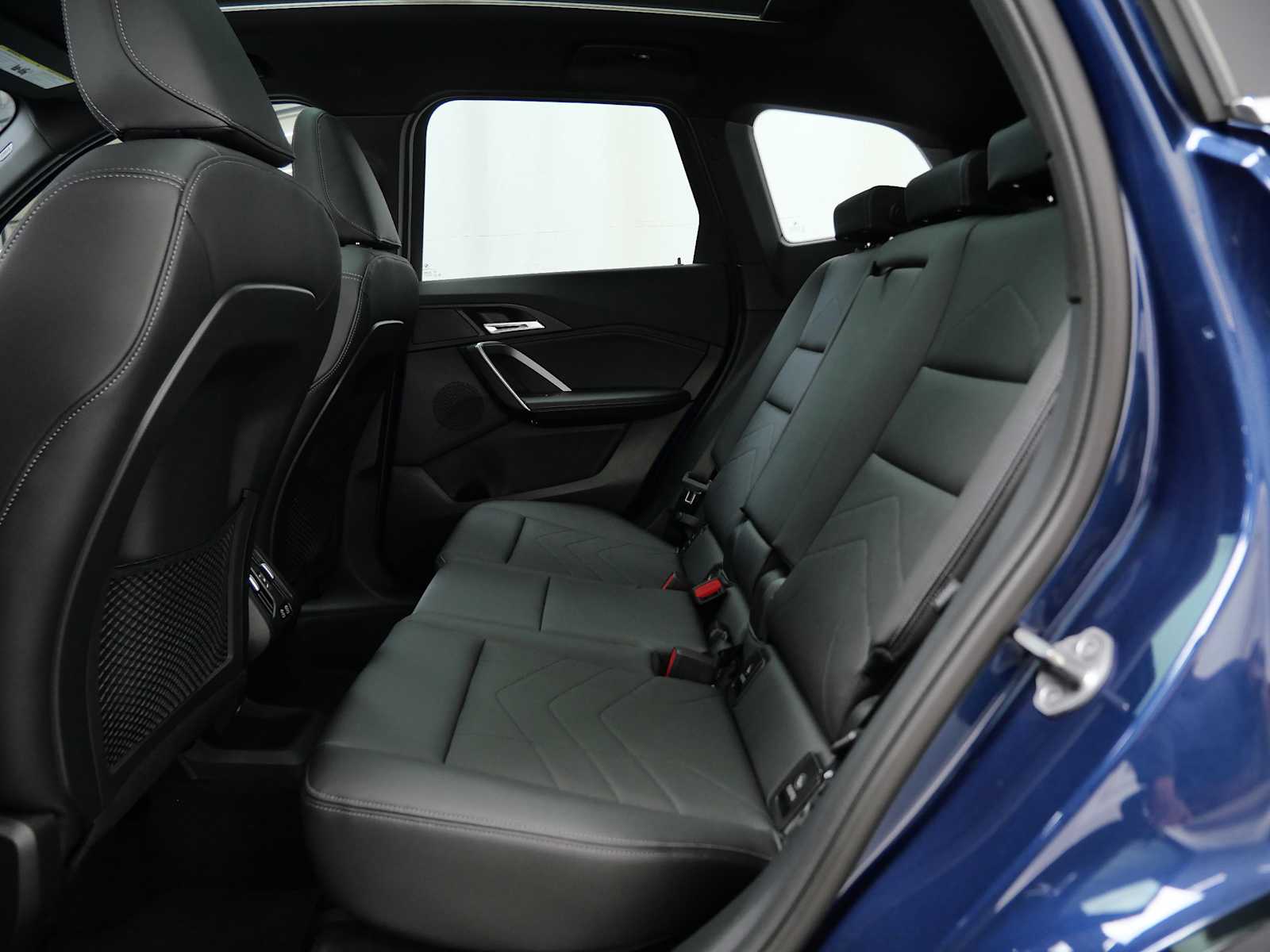 Thumbnail: 2023 BMW X1 - 16