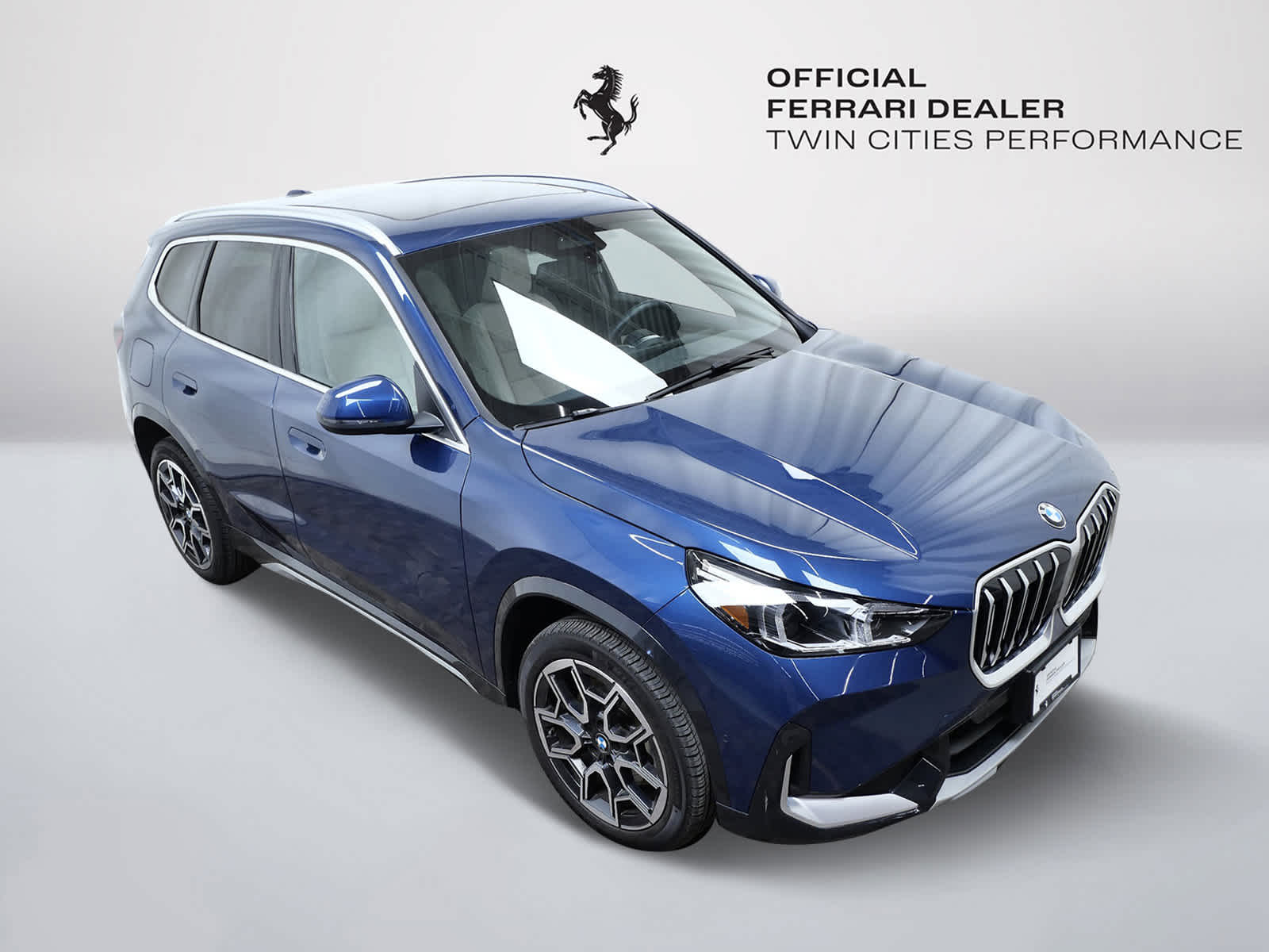 Thumbnail: 2025 BMW X1 - 10
