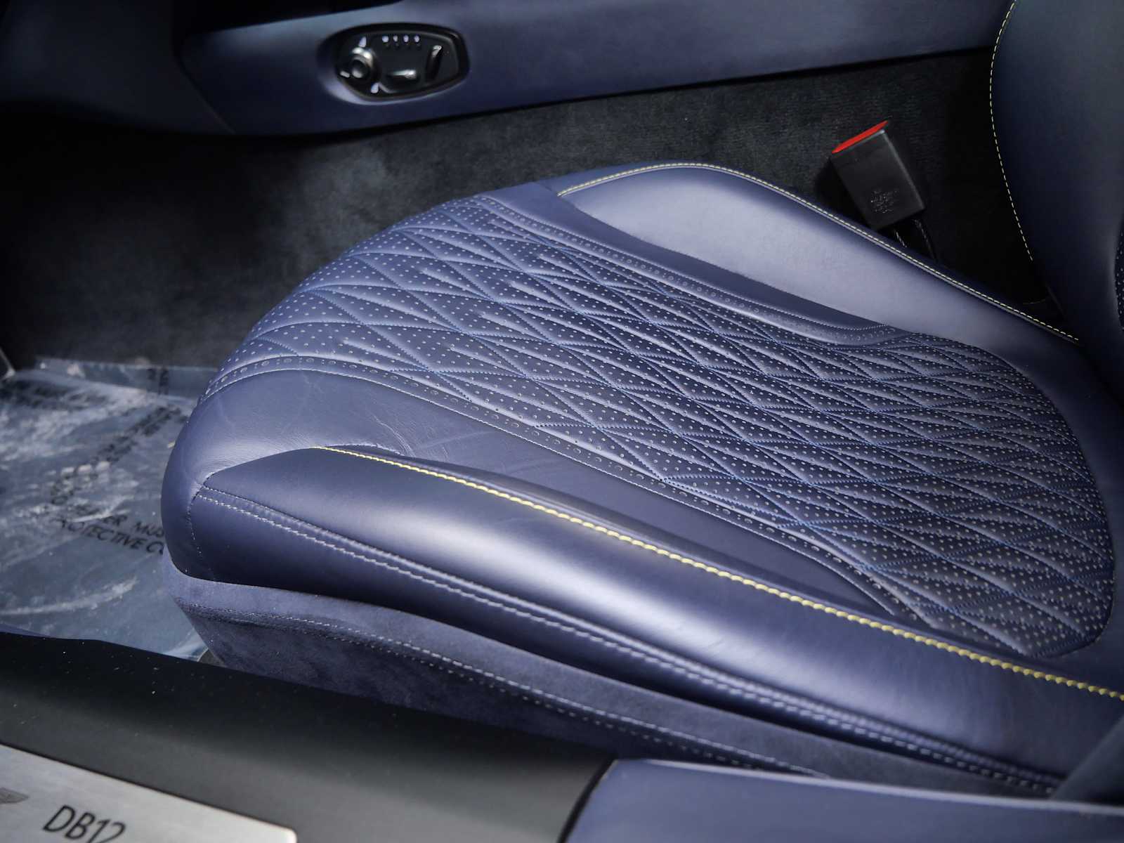 Thumbnail: 2024 Aston Martin DB12 - 20