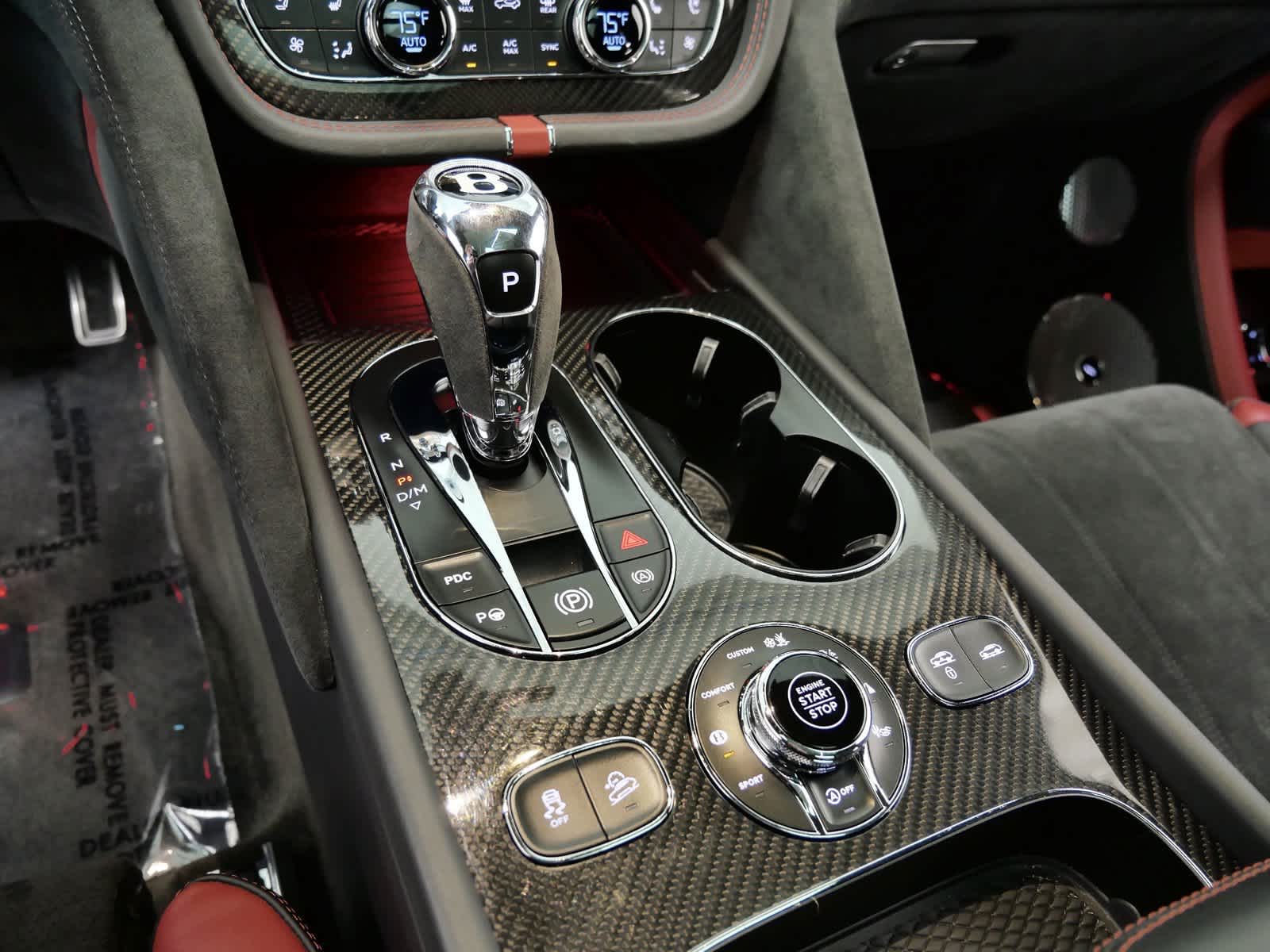 Thumbnail: 2021 Bentley Bentayga - 22