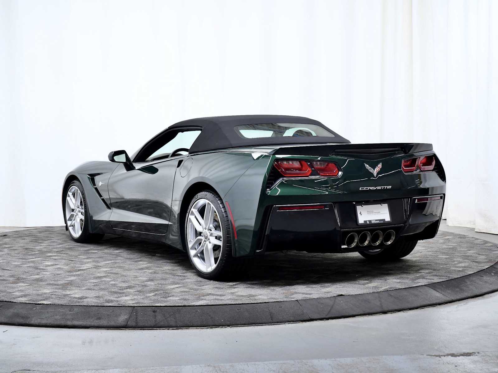 Thumbnail: 2014 Chevrolet Corvette - 3