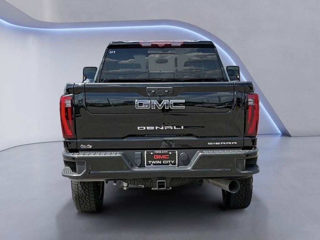 Used 2024 GMC Sierra 2500HD Denali Ultimate 4WD Crew Cab 159 Denali Ultimate