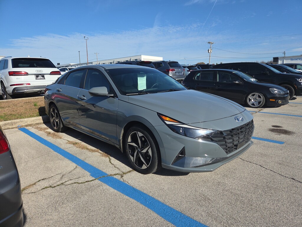 Certified 2023 Hyundai Elantra Hybrid Limited Sedan