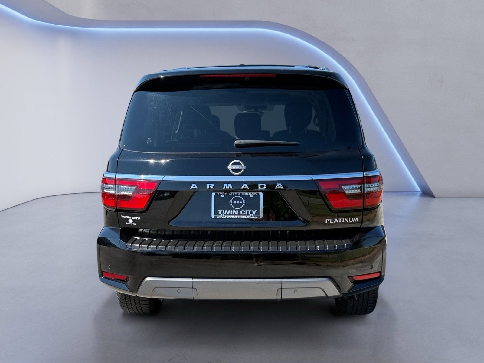 2024 Nissan Armada Platinum photo 3