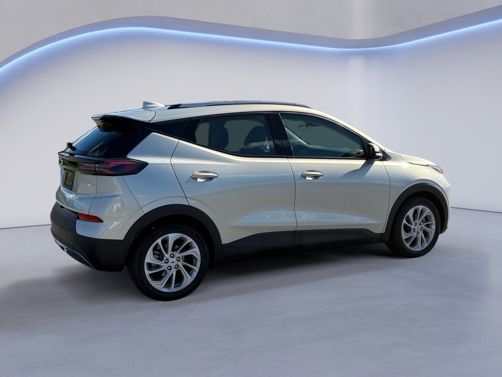 2023 Chevrolet Bolt EUV photo 3