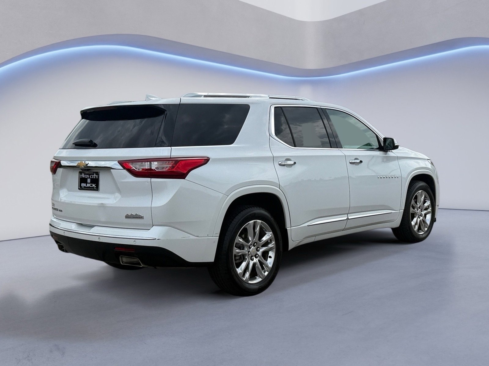 2018 Chevrolet Traverse High Country photo 3