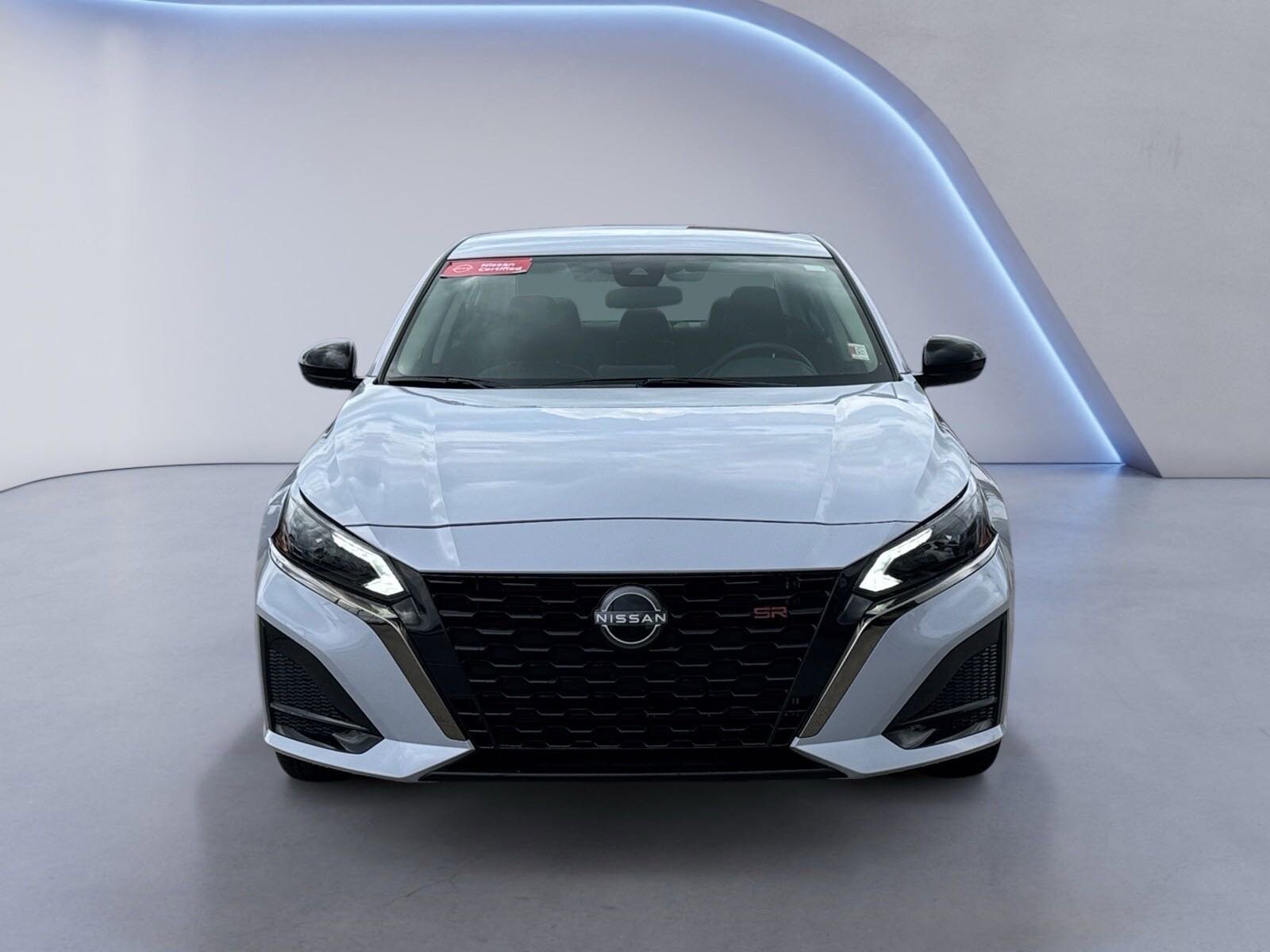 2025 Nissan Altima 2.5 SR photo 2