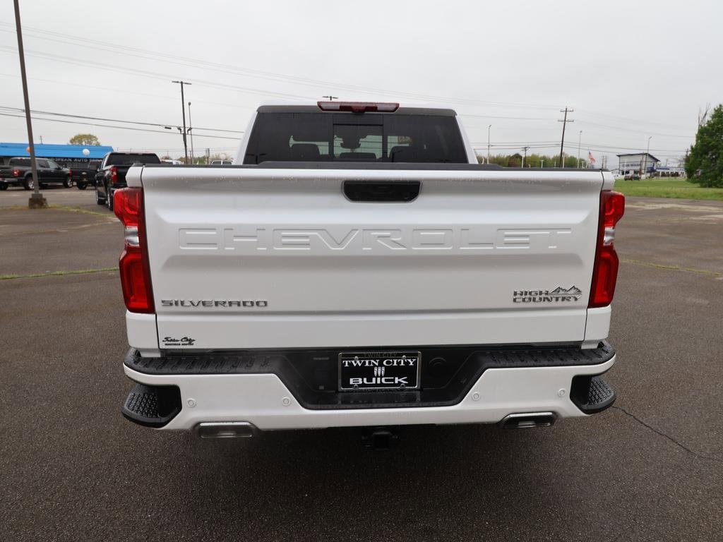 Used 2024 Chevrolet Silverado 1500 High Country 4WD Crew Cab 147 High Country