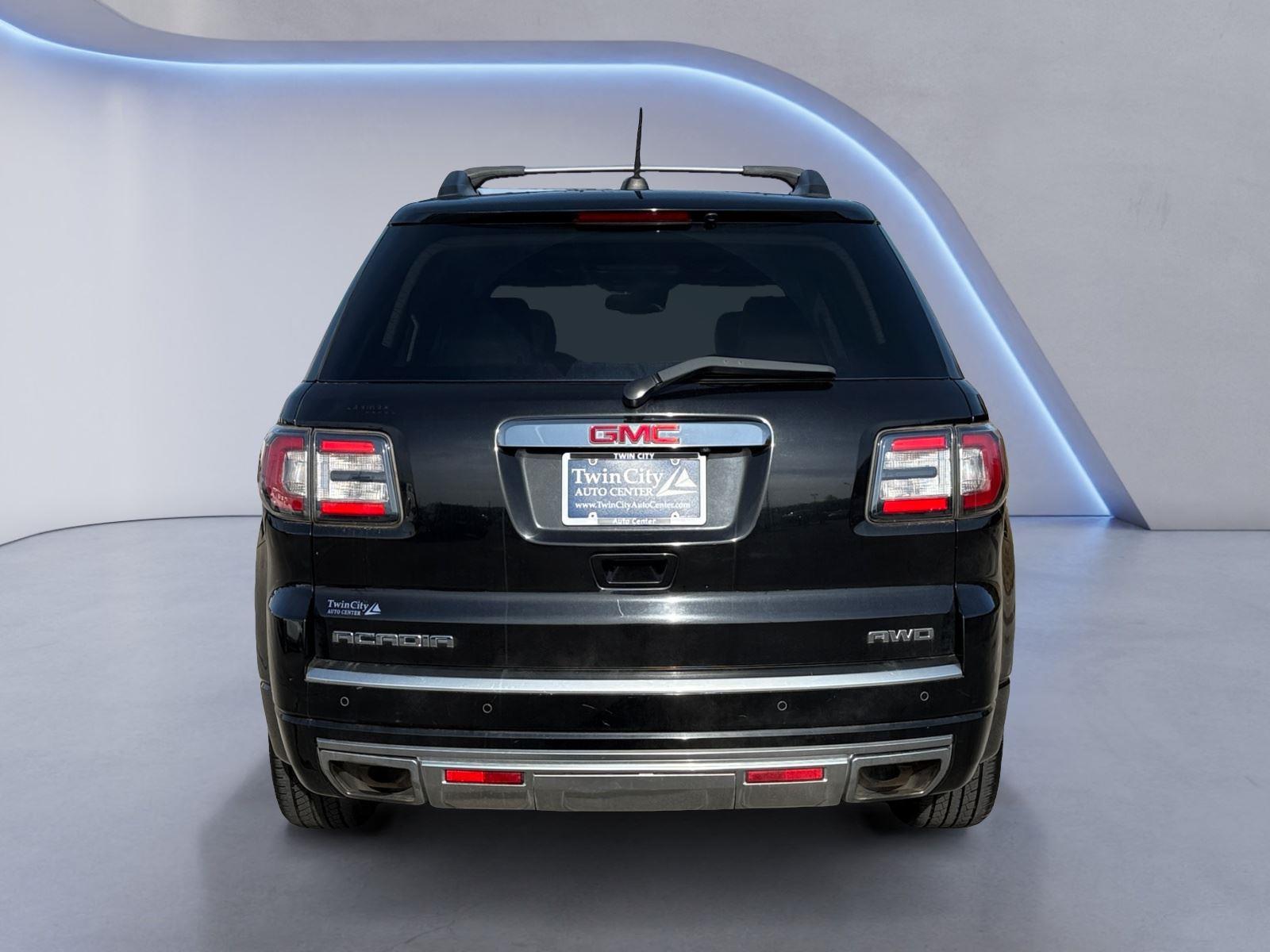 2016 Gmc Acadia Denali photo 4