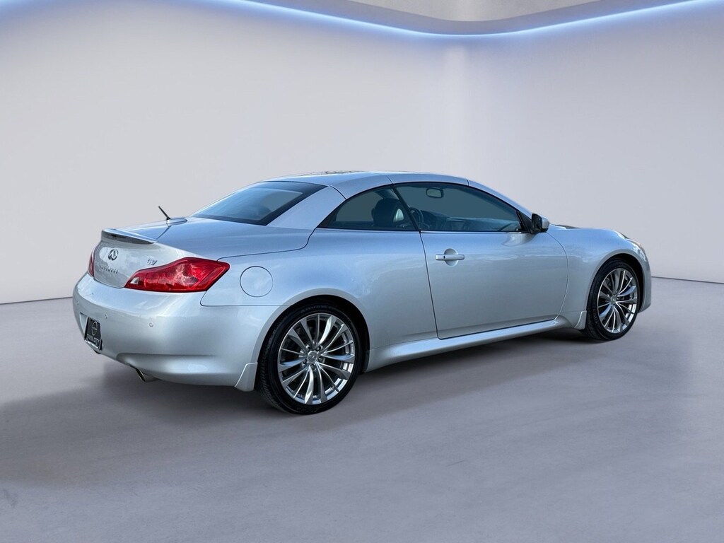Used 2011 INFINITI G37 Convertible Convertible