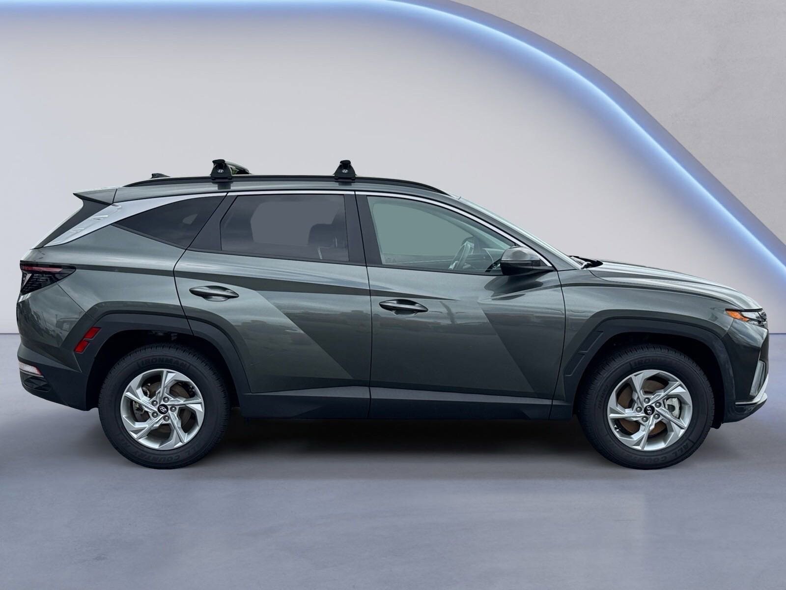 2022 Hyundai Tucson SEL photo 2