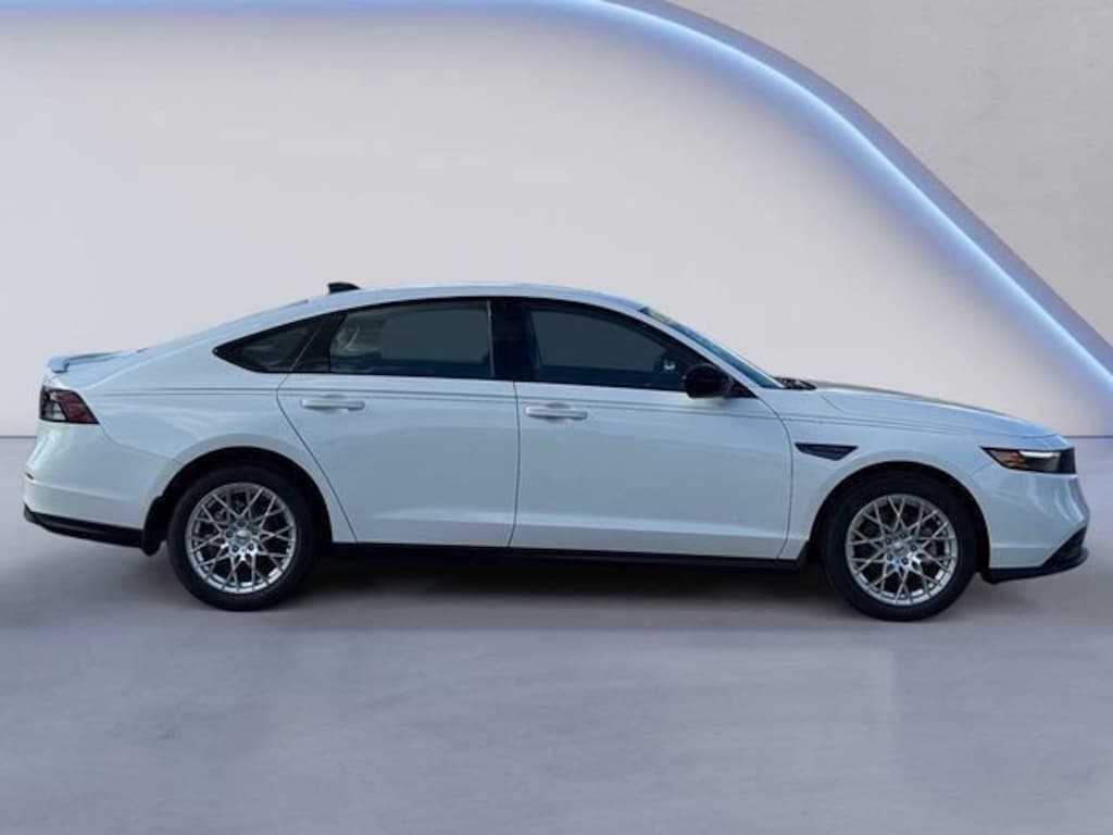 Used 2025 Honda Accord Sedan SE Sedan