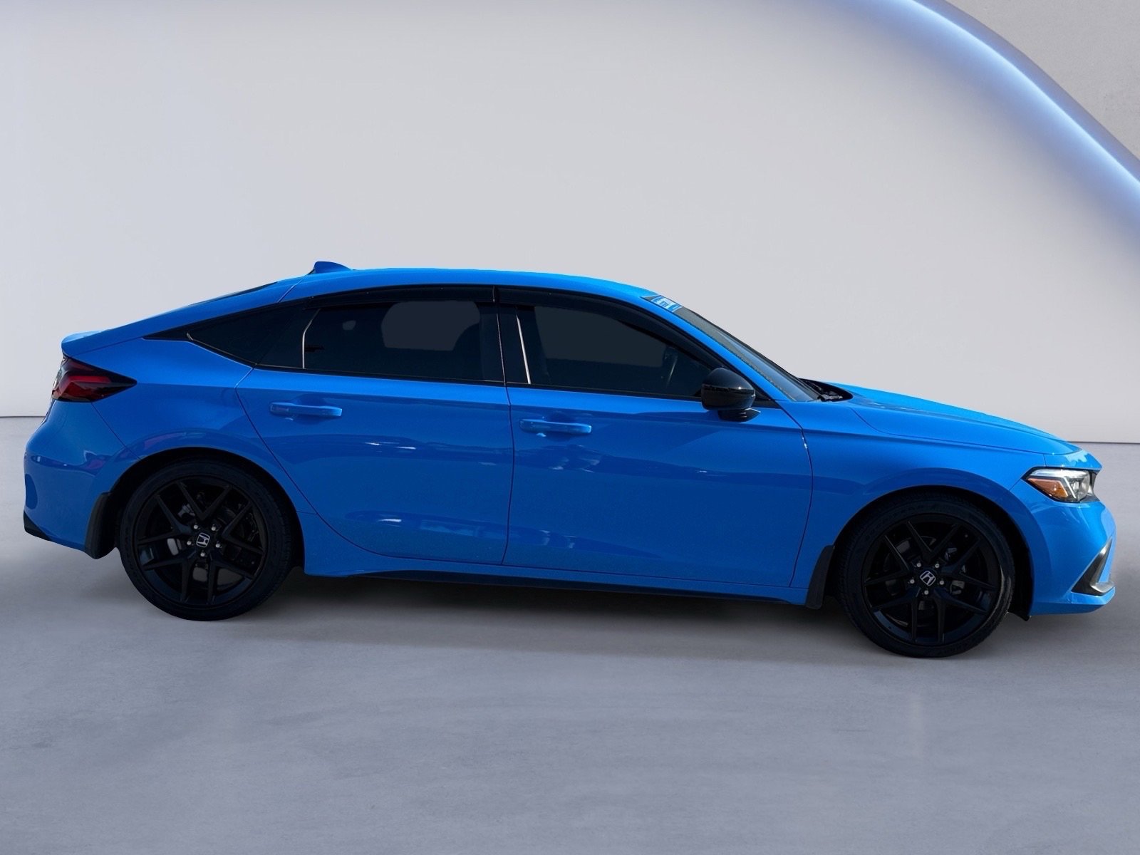 2022 Honda Civic Hatchback Sport photo 2