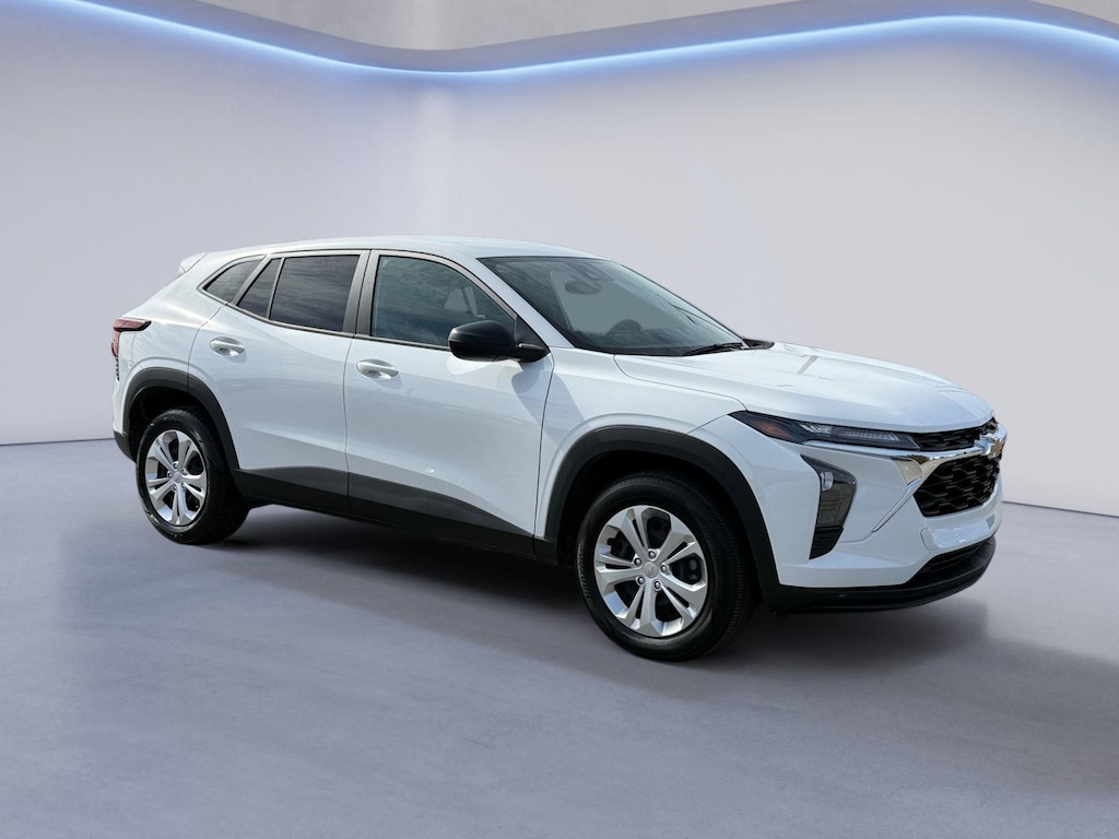 Used 2025 Chevrolet Trax LS SUV