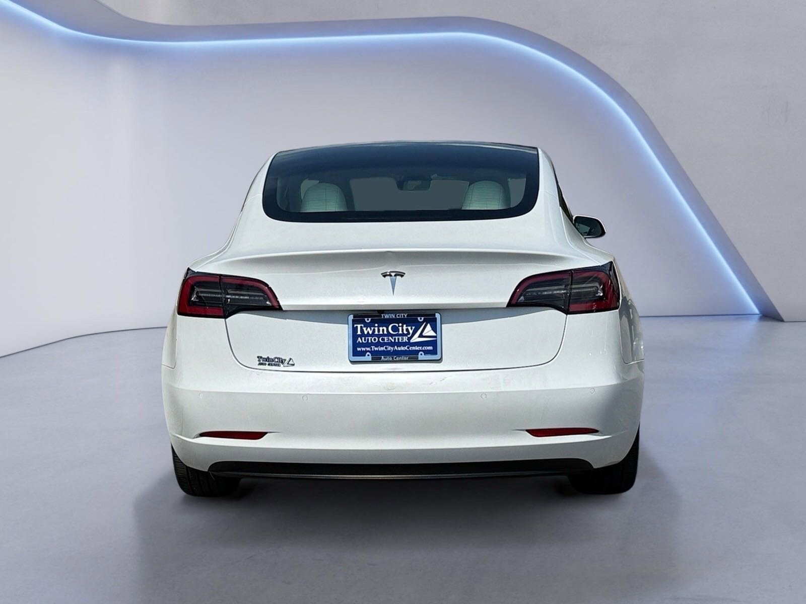 2022 Tesla Model 3 photo 4
